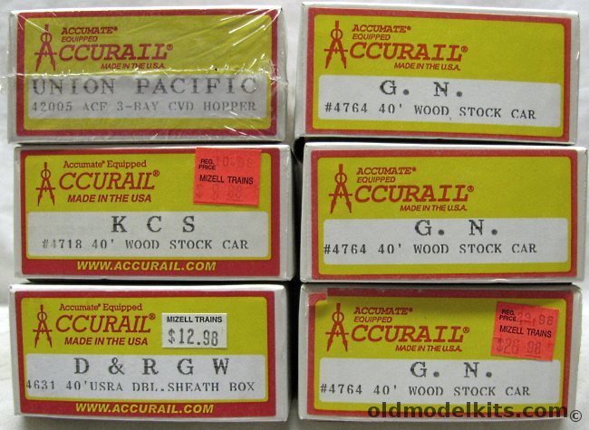 Accurail 1/87 42005 Union Pacific ACF 3 Bay CVD Hopper / 4718 KCS 40 Foot Wood Stock Car / (3) 4764 Great Northern 40 Foot Wood Stock Cars / 4631 D&RGW 40 Foot USRA Double Sheathed Box Car - HO Scale With Trucks plastic model kit